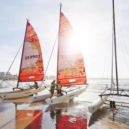 T2 Avec Garage, Balcon Sud, A 250m Et 350m Marche Arago - Fr-1-92-575 * Les Sables-dʼOlonne