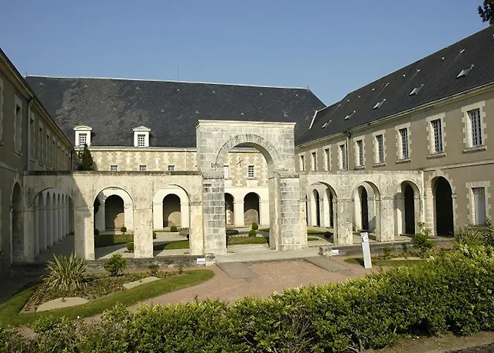 T2 Avec Garage, Balcon Sud, à 250m Et 350m Marché Arago - Fr-1-92-575 Les Sables-dʼOlonne